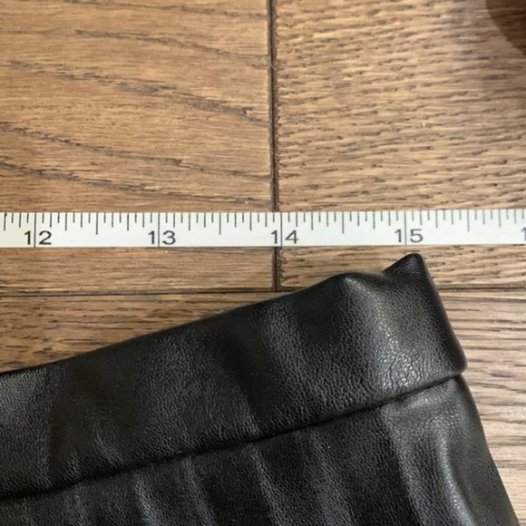 **SOLD** J. Crew faux leather skirt - Size 10 - Picture 6 of 8